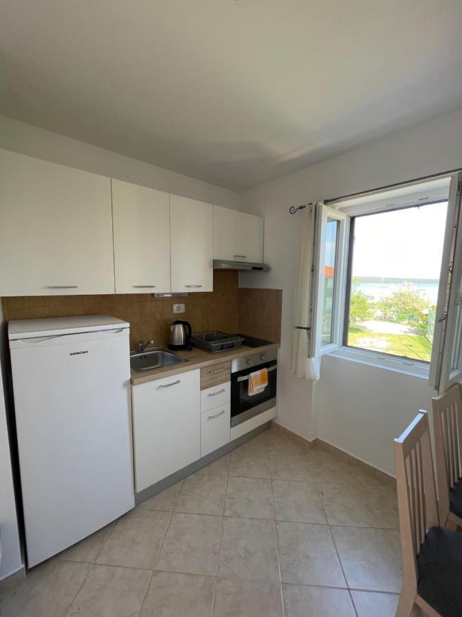 Oaza Apartment Нерезине Екстериор снимка