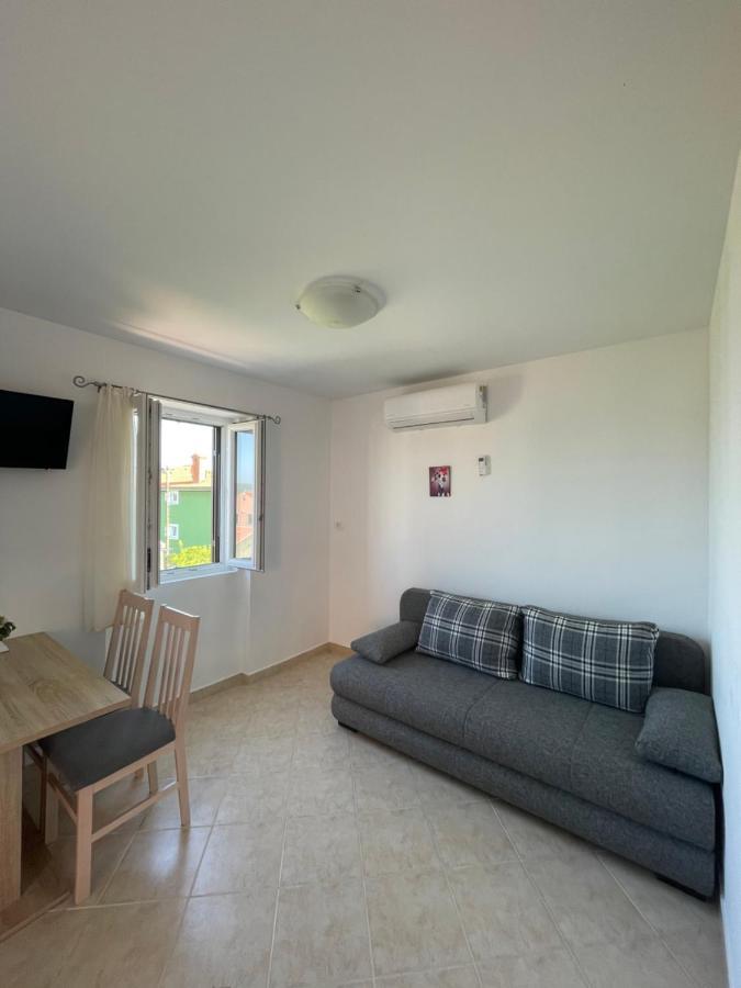 Oaza Apartment Нерезине Екстериор снимка