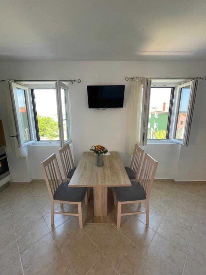 Oaza Apartment Нерезине Екстериор снимка