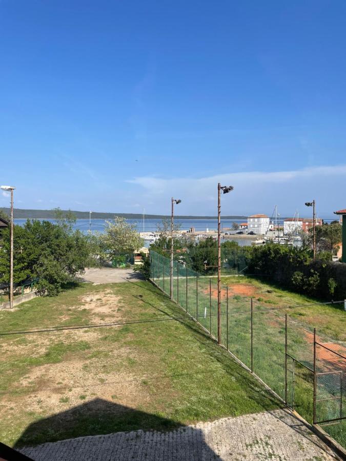 Oaza Apartment Нерезине Екстериор снимка